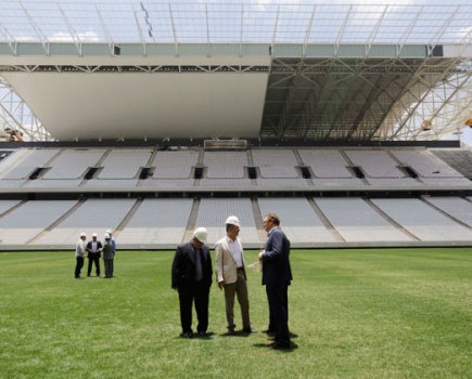 Aldo Rebelo, Brazil Sports Minister, left, and Jerome Valcke