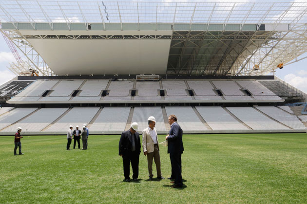 Aldo Rebelo, Brazil Sports Minister, left, and Jerome Valcke