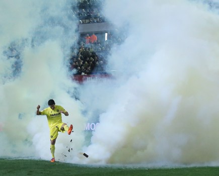 Villarreal smoke bomb