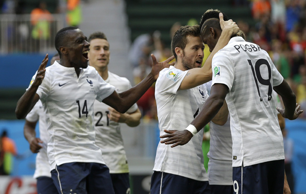 France celebrate Pogba's goal against Nigeria.