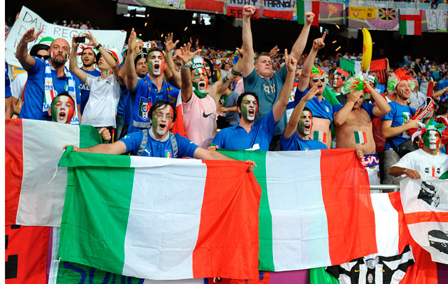 Italy fans