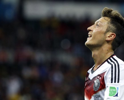 Mesut Ozil Germany Algeria