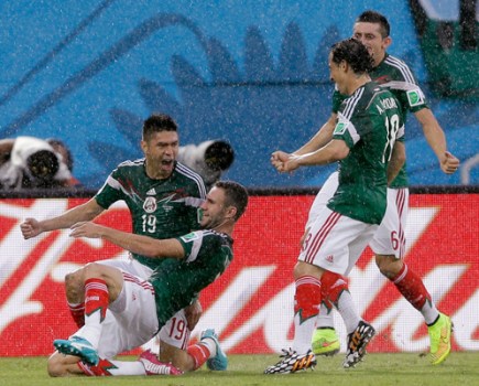 Oribe Peralta Mexico
