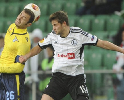 Bartosz Bereszynski in action for Legia Warsaw