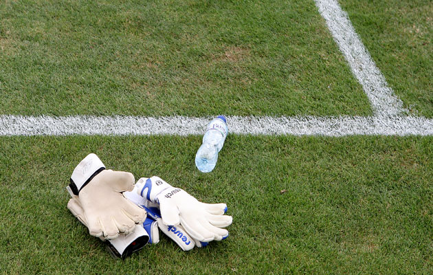 Swiss goalkeeper water bottle