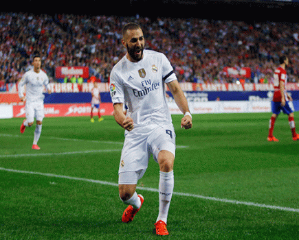 Real Madrid stand by Benzema