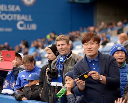 Chelsea fans
