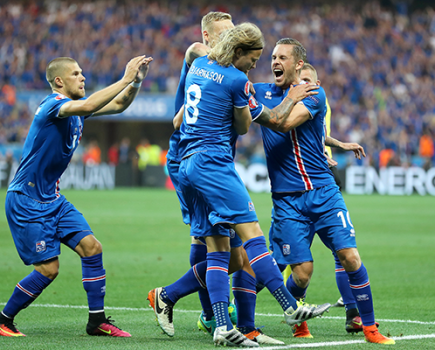 England 1 Iceland 2