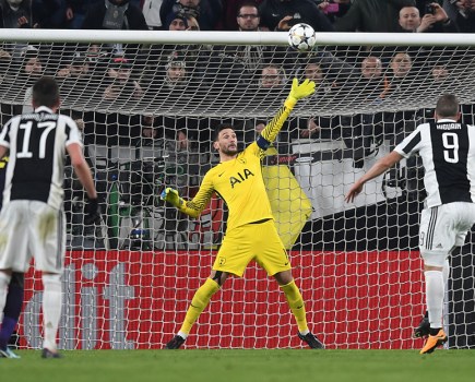 Allegri defends his Juventus players after lead slips away against Spurs