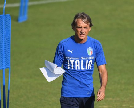 Mancini Gets Down To Serious Business