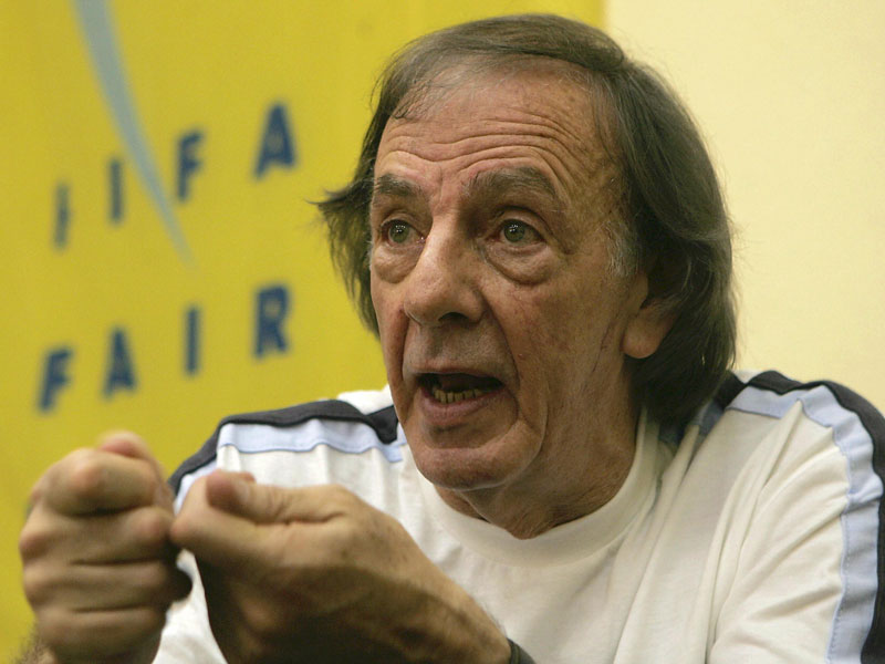 Cesar Luis Menotti