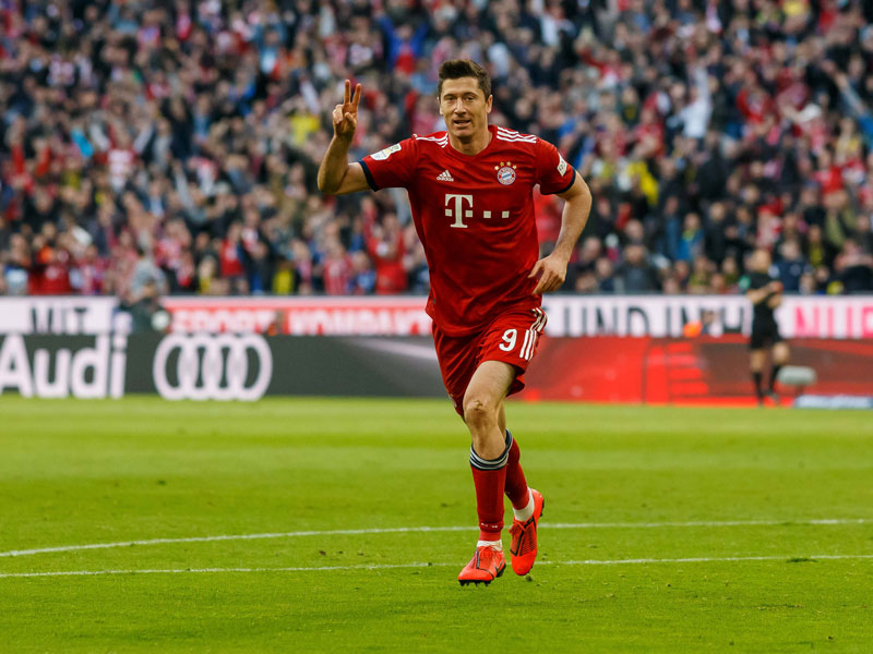 Bayern Smash Dortmund To Go Top