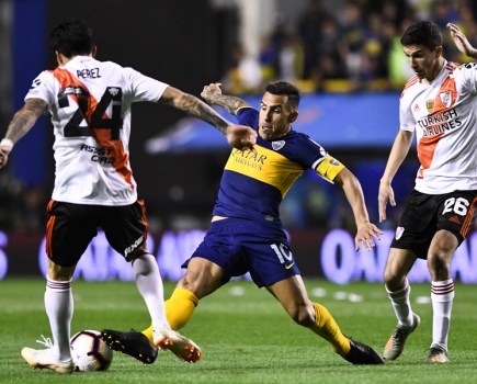 Grandstand Finish Causes Logistical Issues In Argentina