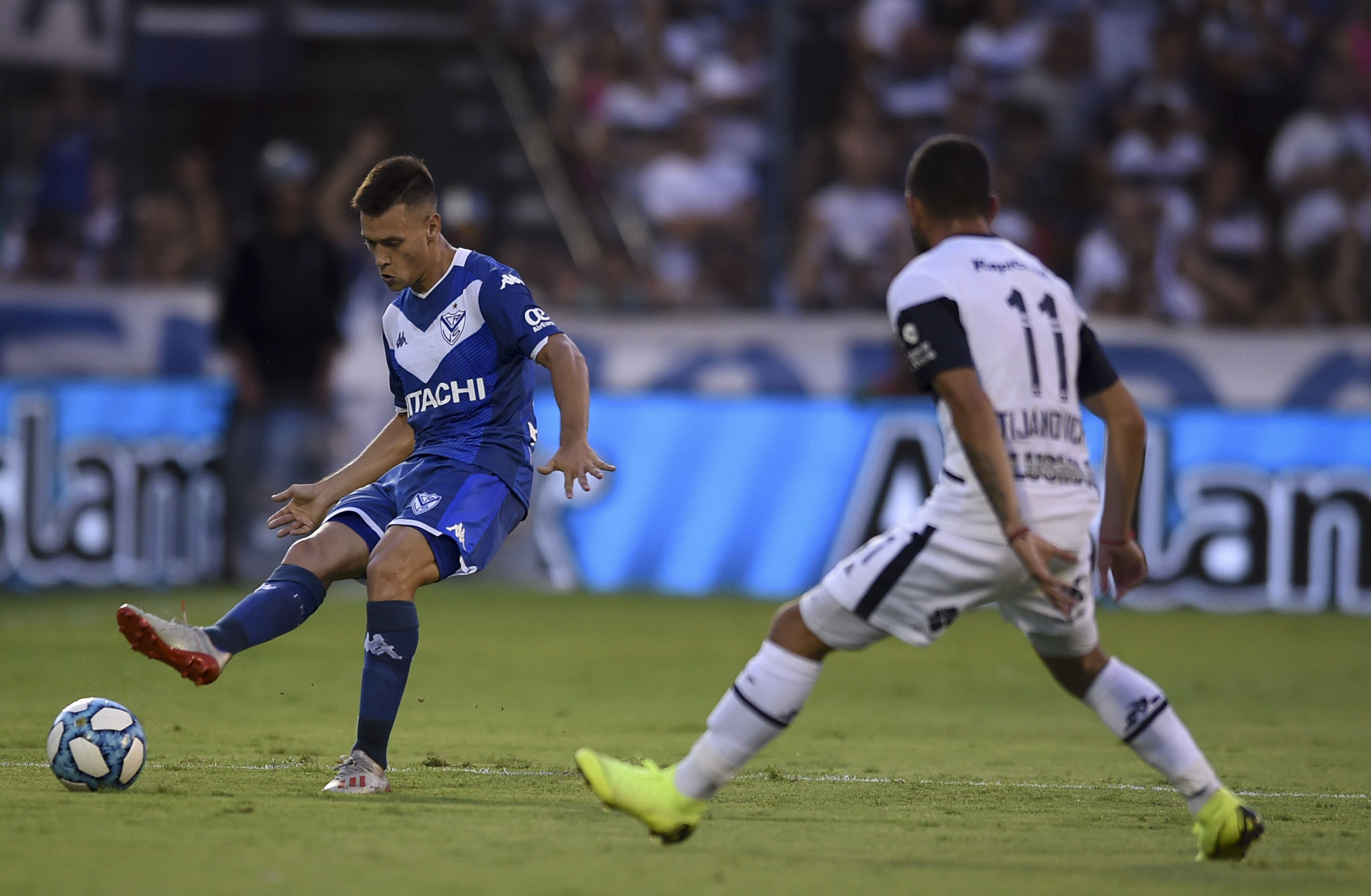 Portal Vai-e-Vem do Futebol - Segundo a 📺 RMC SPORT, o meia Thiago Almada,  atualmente no #VélezSarfield, já está acertado com o #OlympiquedeMarselha  para ser jogador do clube francês na próxima temporada.